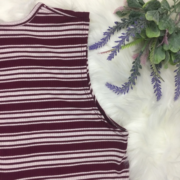 Adara Red & White Striped Twist Front Crop Top L - Picture 4 of 7